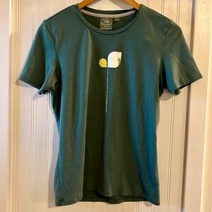 Ice Breaker pure merino tee size large